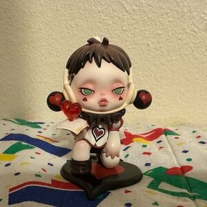 “Everyday Wonderland” PopMart